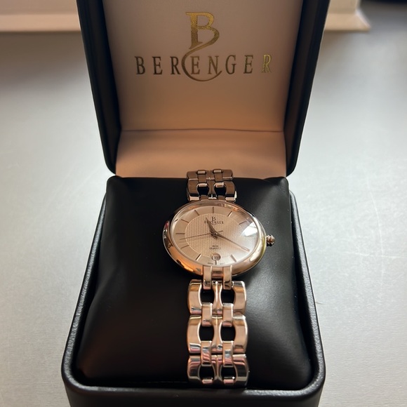 Vintage Berenger 30m Quartz Watch - Picture 2 of 4